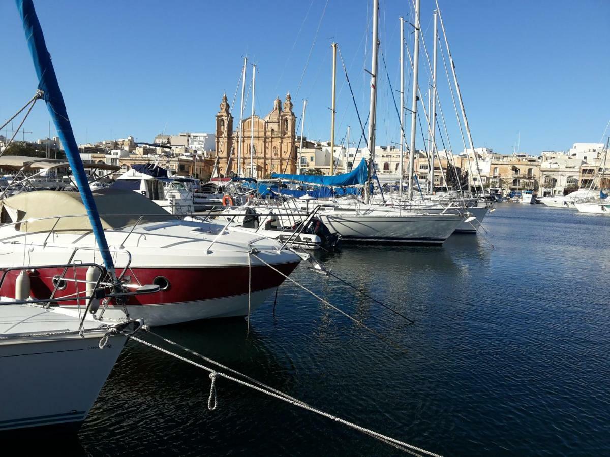 Seafront Room Msida Exterior foto
